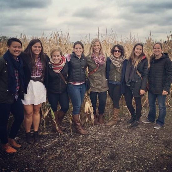 If you're going to be #basic and go apple picking with your girls, you may as well be #autumnal as fuck and take corn maize pics while you're there. #brochickarmy #scarvesandbootsrequired #exceptsheena #faf #supchicks #windycitylivin