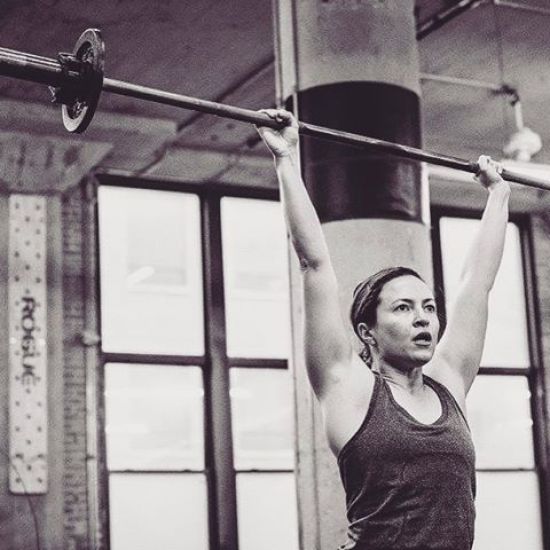 I think this my first crossfitstagram? There's a long way to go, but this was fun as hell. Thanks @scottthompsonphoto for always getting my armpits' best angles.  #17point5 #windycitylivin