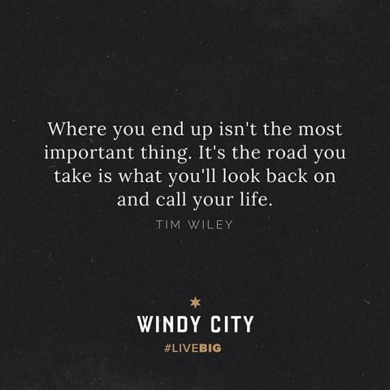 Wherever you're headed, whatever you're working toward... enjoy the process; every little step.
•
#windycitylivin #liveBIG