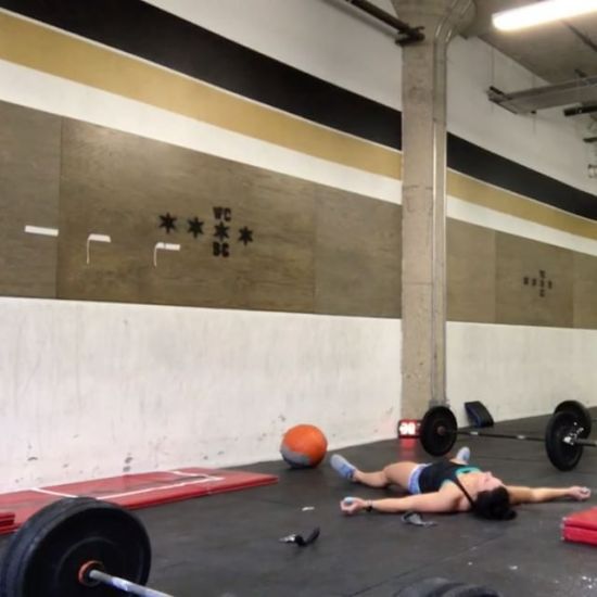 When you've pushed yourself to the limit for nearly 30 minutes and can't quite figure out how to get comfortable...roll over? Remove grips? Shoes? Arms? Legs up or down? #wodapalooza #qualifiers #windycitycrossfit #windycitylivin #crossfitgirls #crossfit #livebig #whereami #ouch