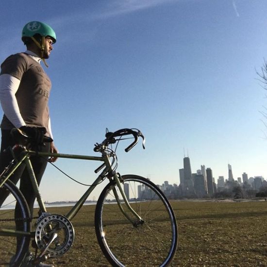 Recovering from the flu with a bike ride through Lakeshore Drive. #beautifulday #sunnyandchilly #Chicagowinter #saturdaybikeride 