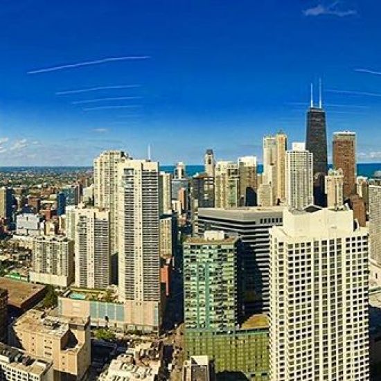 Obligatory #Chicagoskyline pano. Isn’t she lovely? #Chicago #cityviews #summertime #chitown #cityliving #summertimefine #2018 #windycity #windycitylivin #rivernorth #johnhancockbuilding